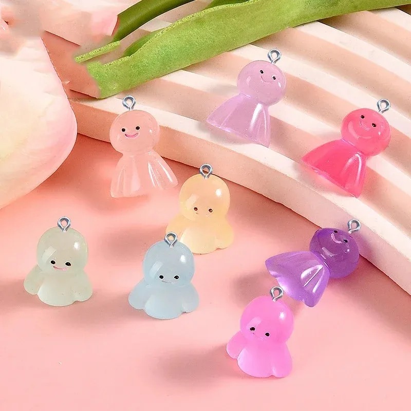 Resin Art And Craft - 10 stuks Glow In Dark Cartoon