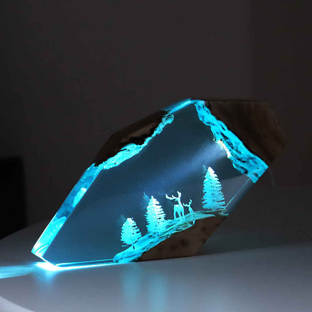 Resin Art And Craft - Bosfee Herten Desktop Kunst Gepersonaliseerd Lichtgevend